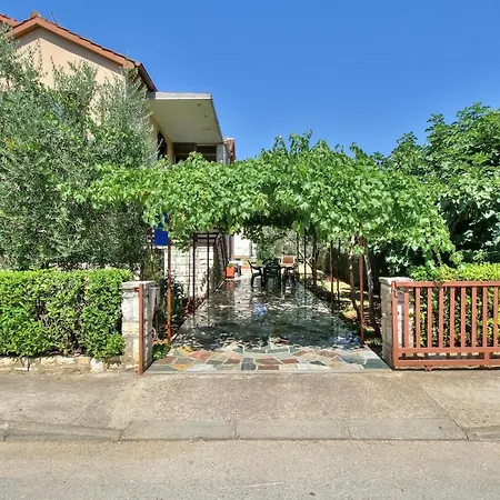 Apartment Mirjana